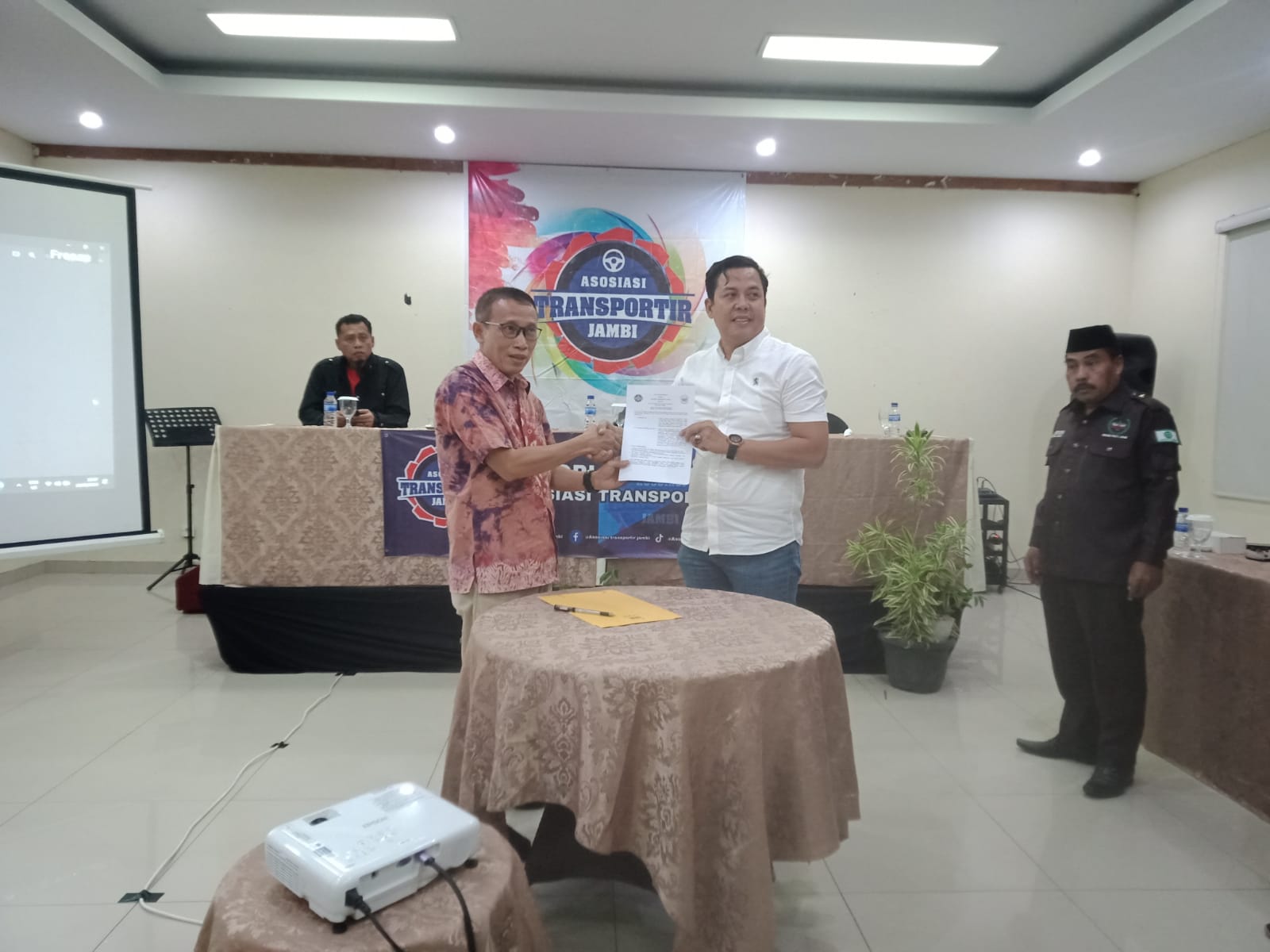 ATJ Respon Keresahan Masyarakat Terkait Angkutan Batubara dengan Inisiasi Kartu Simpangbara Mobile