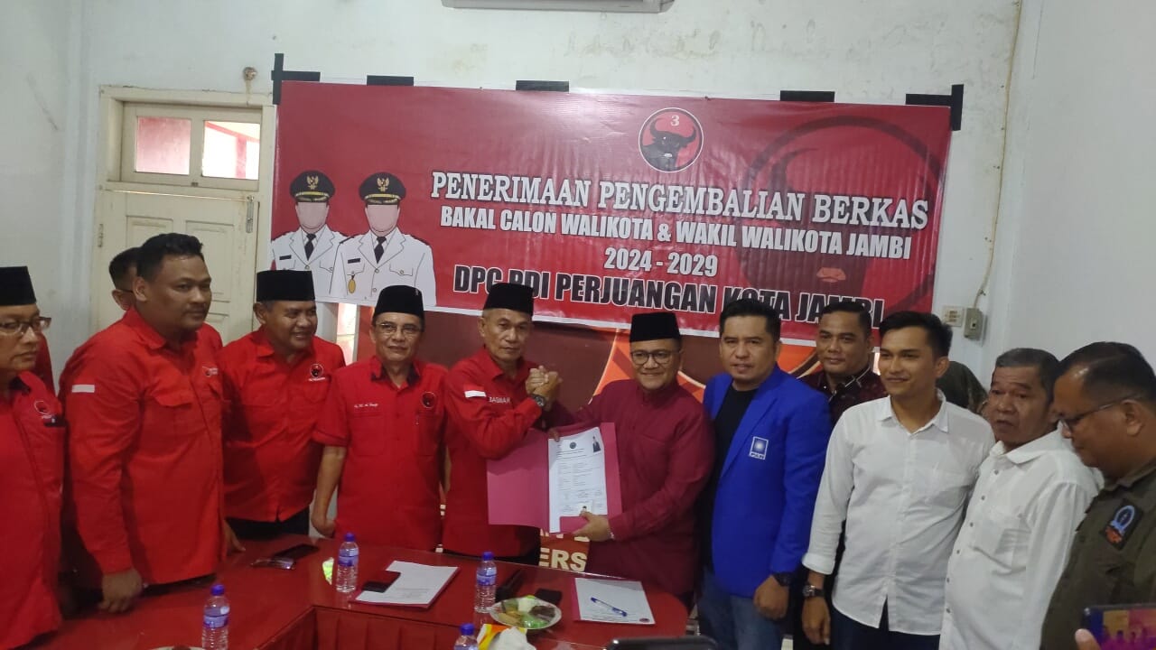 Cawako Maulana Daftar di PDIP, Buka Peluang Gandeng Kader Sebagai Wakil