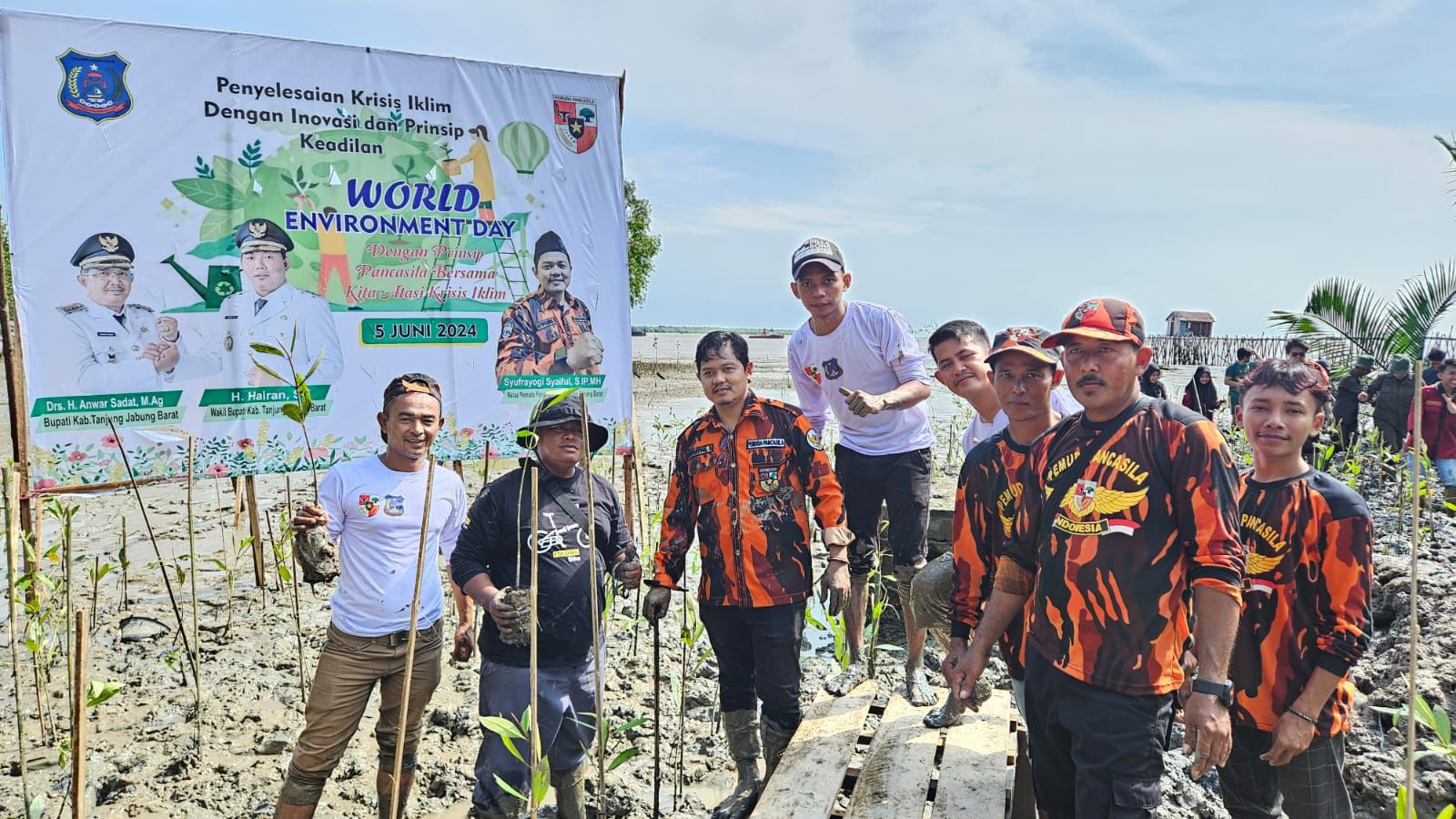 Maknai Hari Lingkungan Hidup Sedunia, Pemuda Pancasila Pulihkan Ekosistem dengan Tanam Mangrove