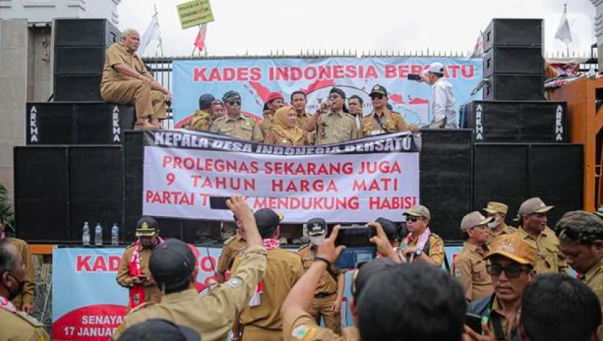 DPR RI Sepakat Jabatan Kades 2x9 Tahun